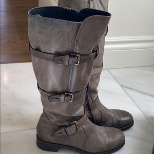 Alberto Fermani Grey Boots